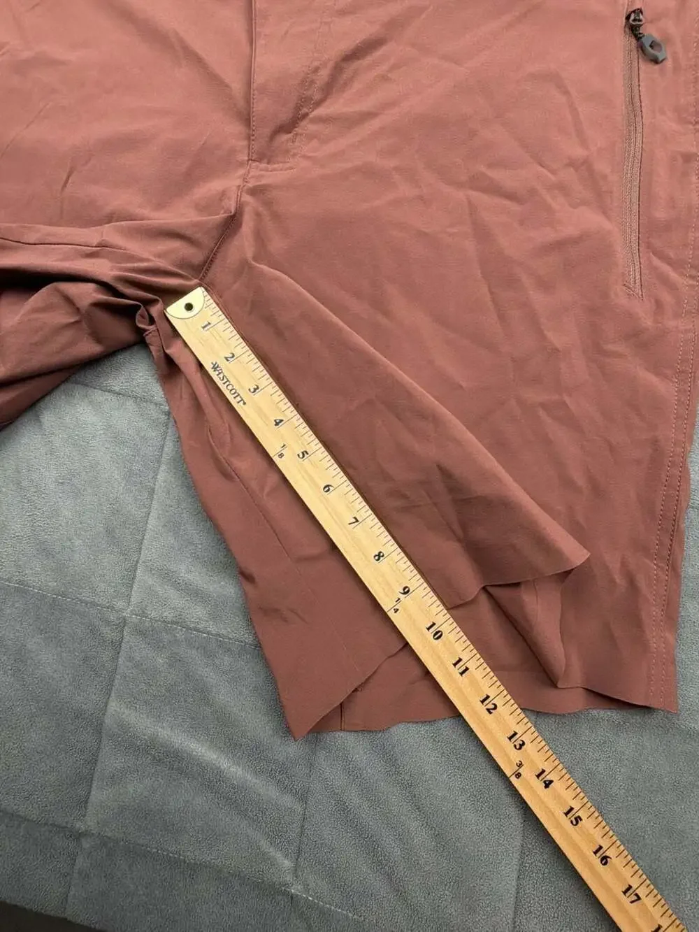 Columbia Titanium Hiking Shorts Brown Belted Omni-Wick Size 40W 10L